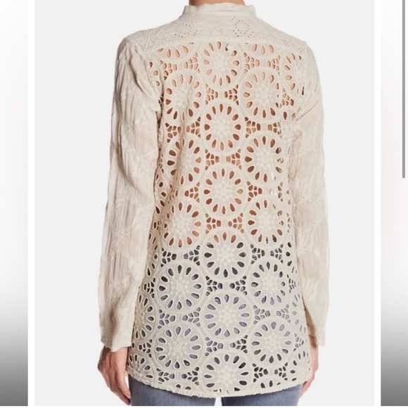 Johnny Was Tops - Johnny Was Back Eyelet button down Blouse in Powdered Sugar